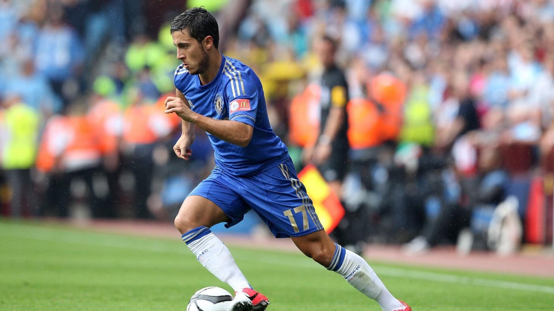 赛道与球场,压力下的终极爆发