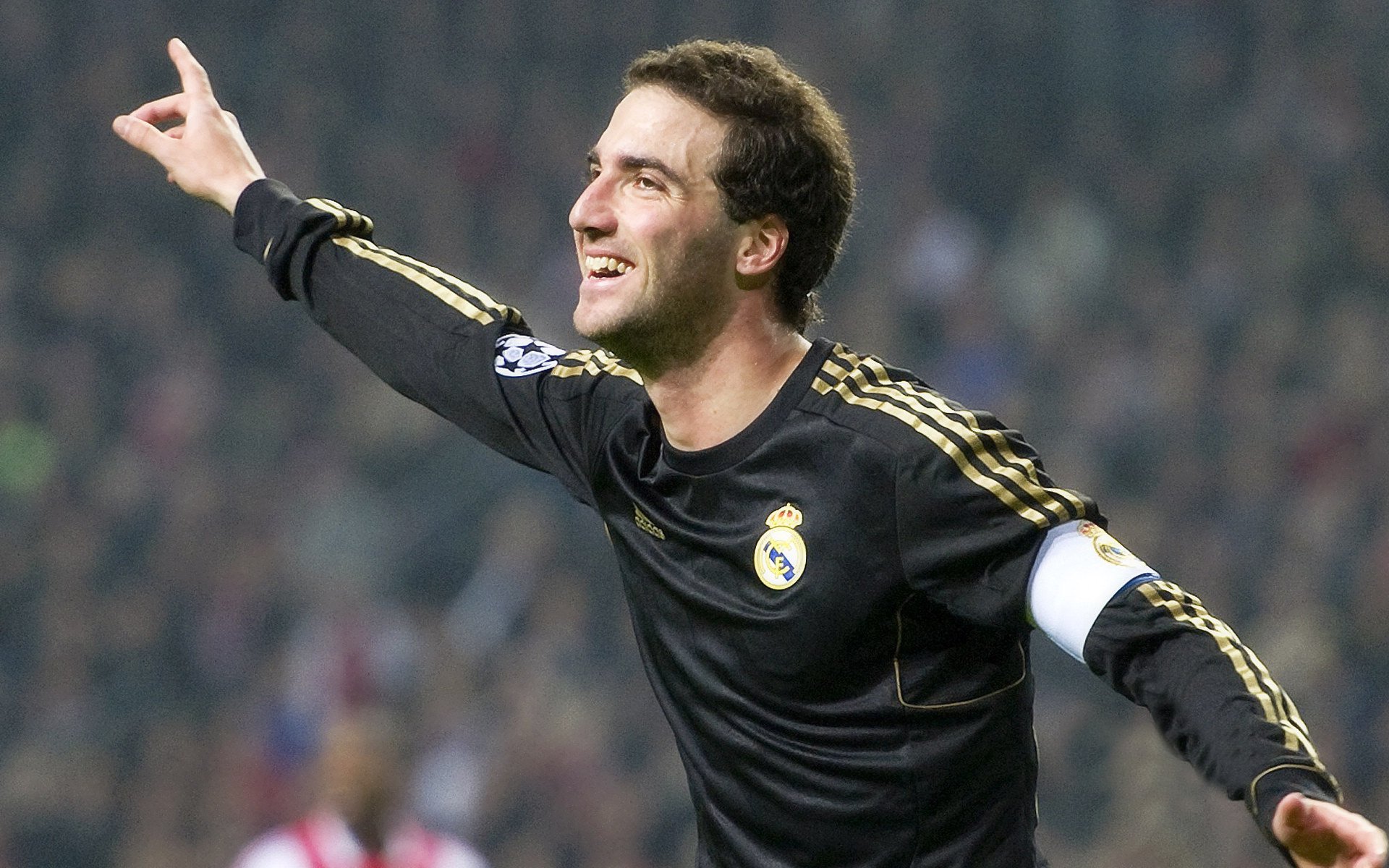 铁血意志与战术智慧，德国横扫马赛，罗德里如何成为关键先生