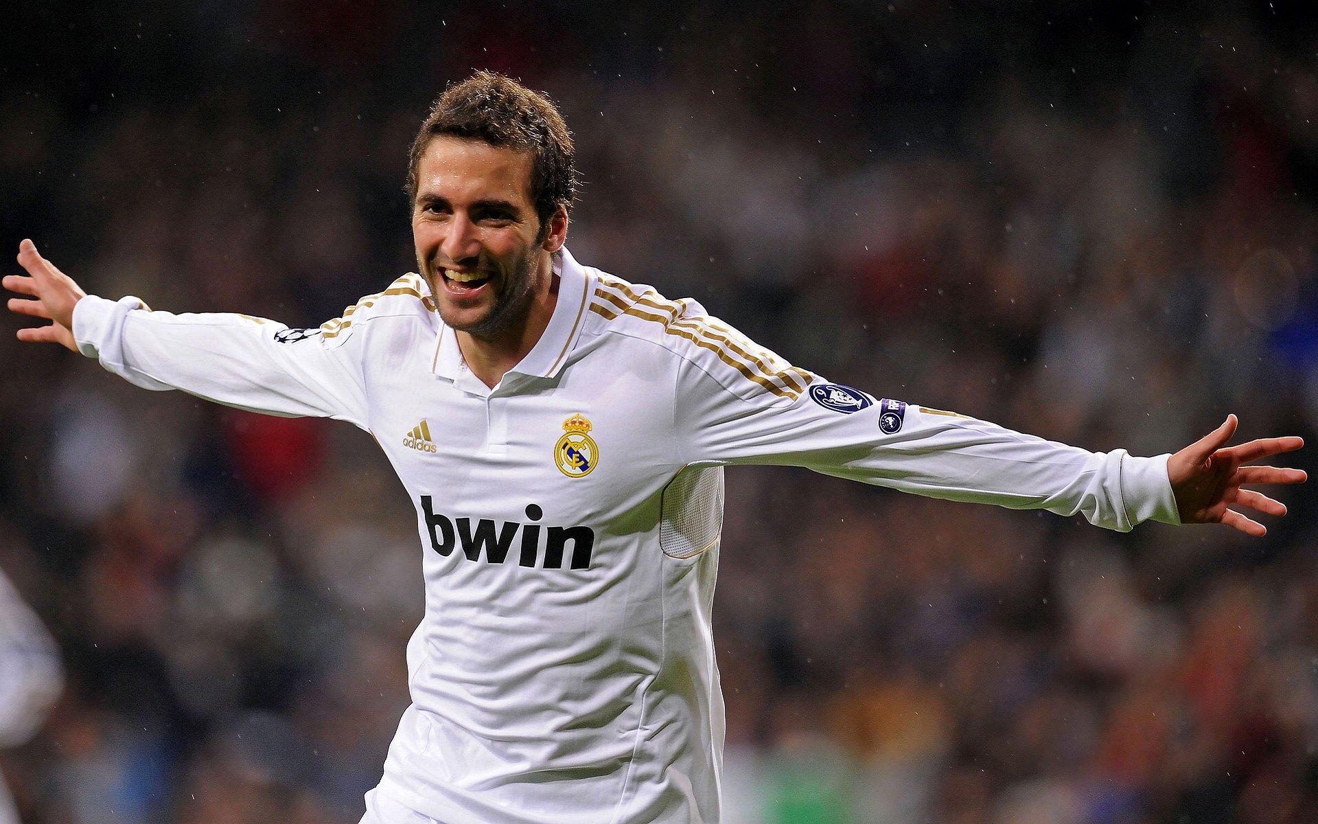 世界排名争夺战焦点战，苏格兰横扫马里，欧洲足坛格局再起波澜